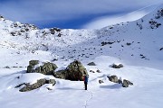 50  Da qui in avanti neve vergine, ci tocca fare noi la traccia !